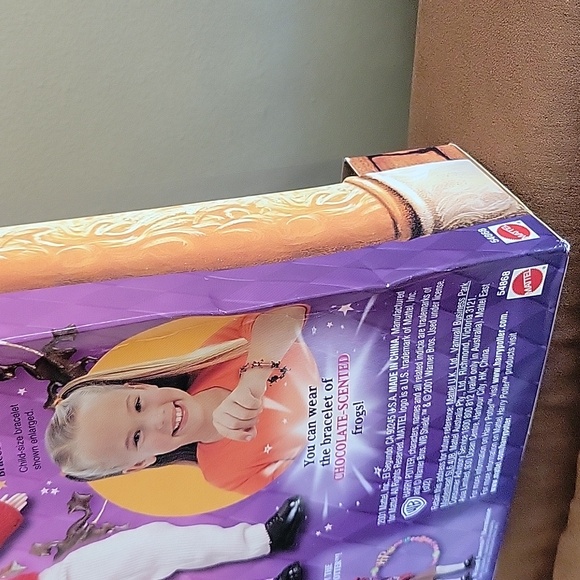 Harry Potter Wizard Sweets Harry Doll by Mattel - Picture 5 of 8